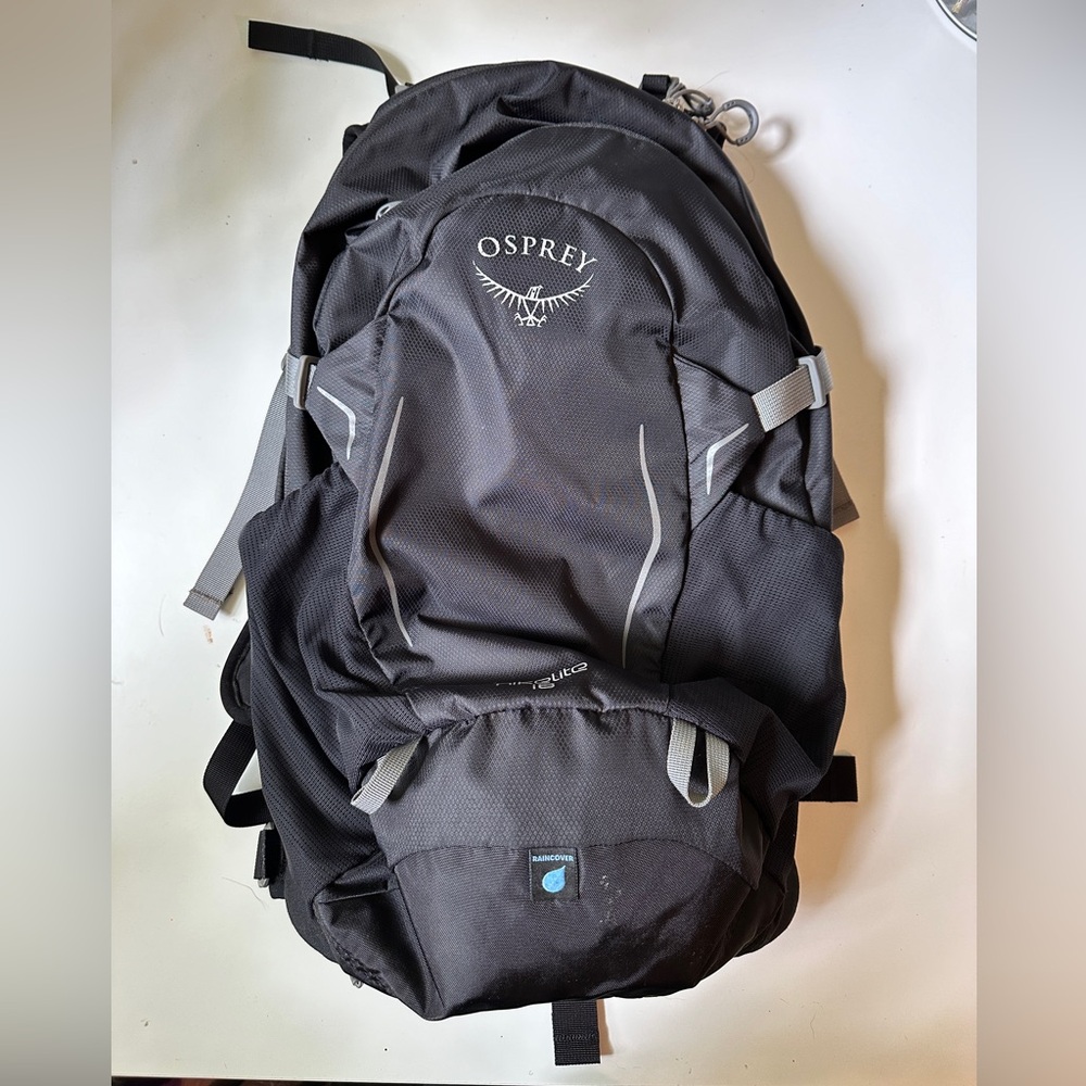 Osprey hikelite 18 hiking backpack black